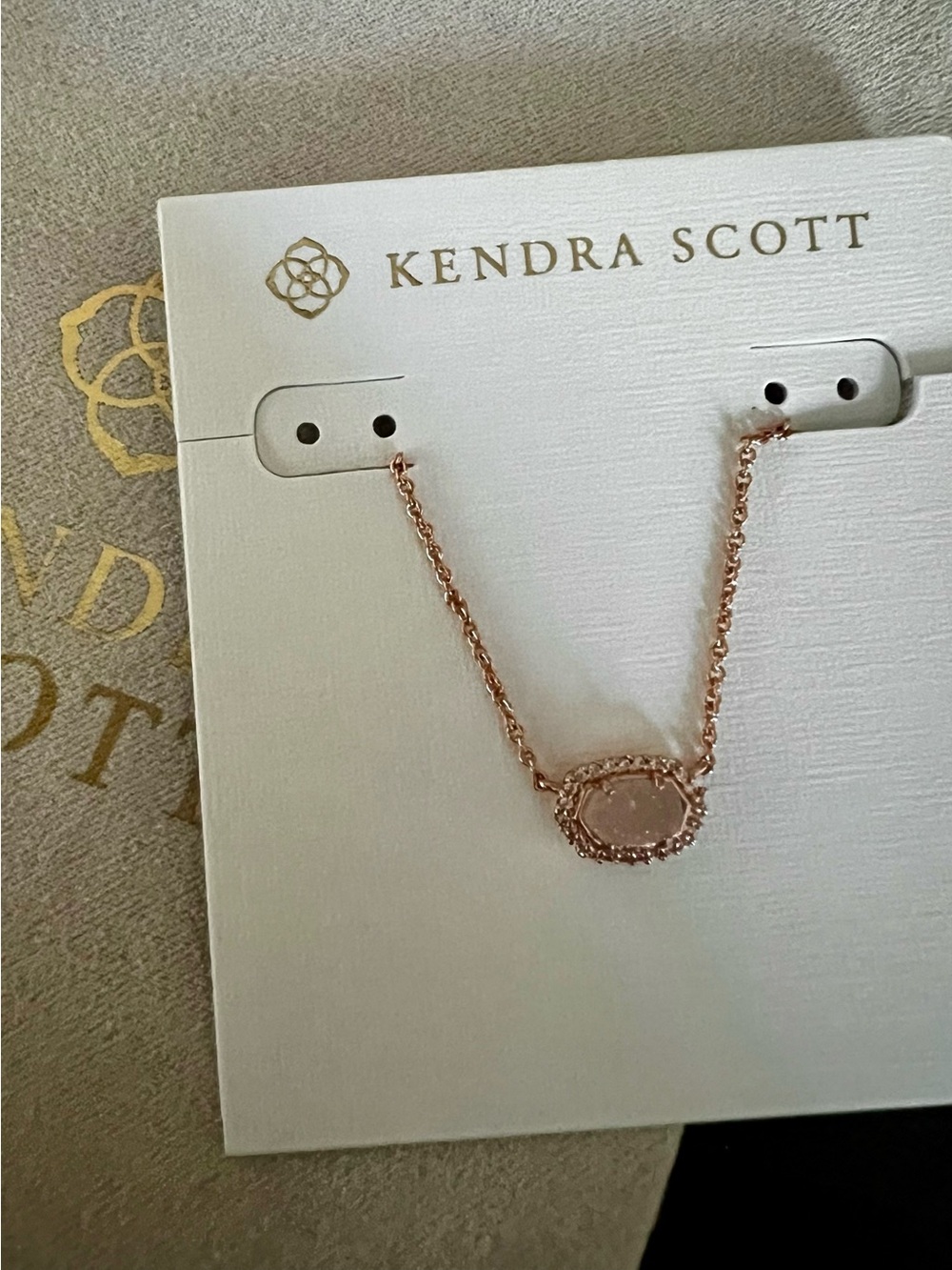 Kendra Scott Chelsea Necklace in Rose Gold
